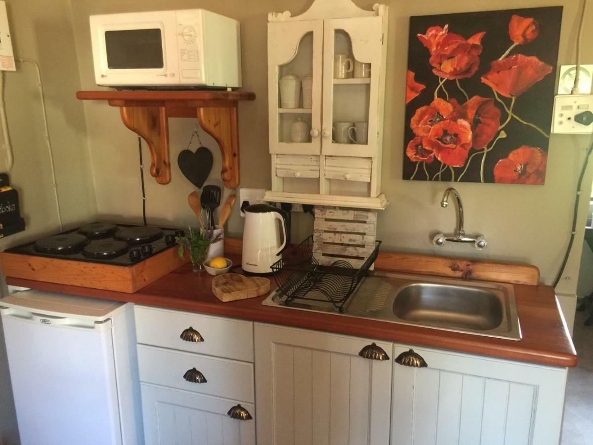 Staandakkie Guest Cottage 布雷达斯多普 外观 照片